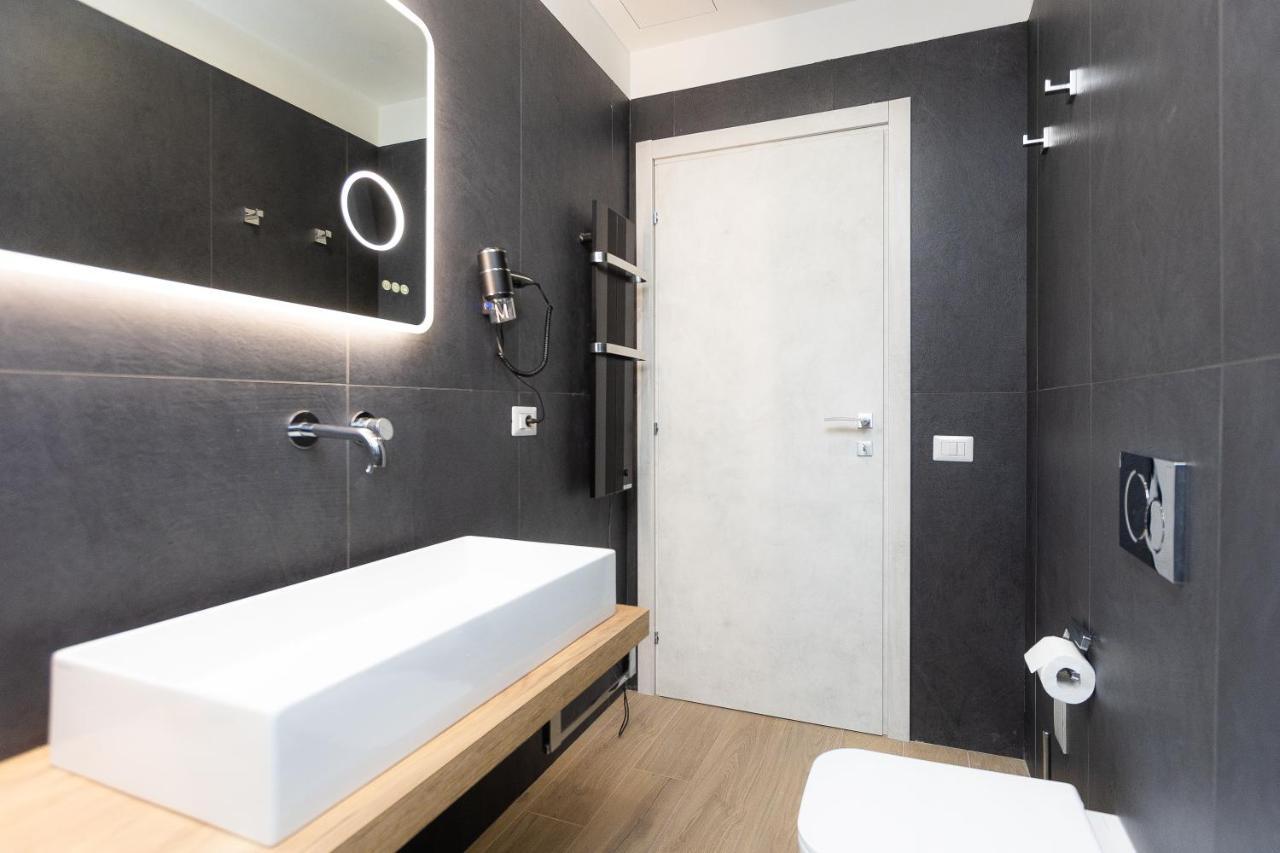 Отель Kosmo Rome Luxury Экстерьер фото